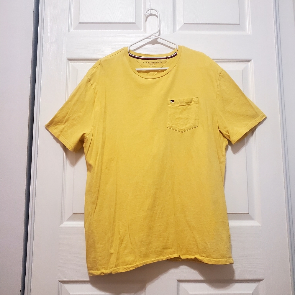 Tommy Hilfiger Men's Essential Cotton Short Sleeve Crew Neck Solid T-shirt